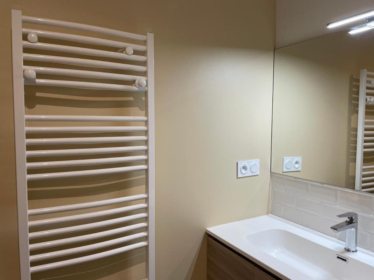 Apartamento La Chabotine -T2 Calme, Et Lumineux Niort Exterior foto